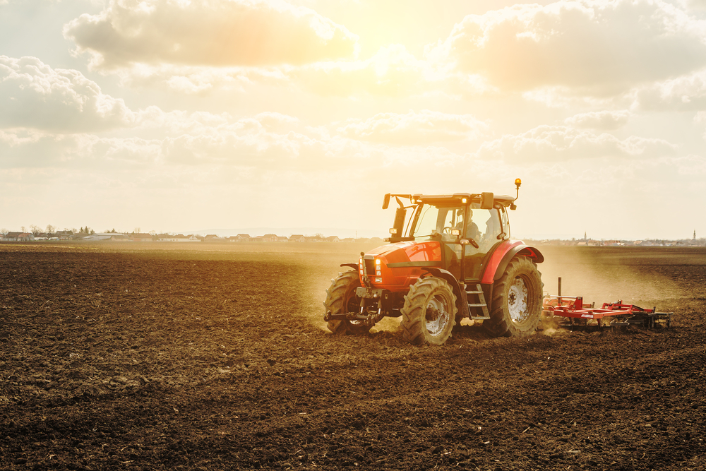 9 informações que todo produtor precisa saber para escolher um trator