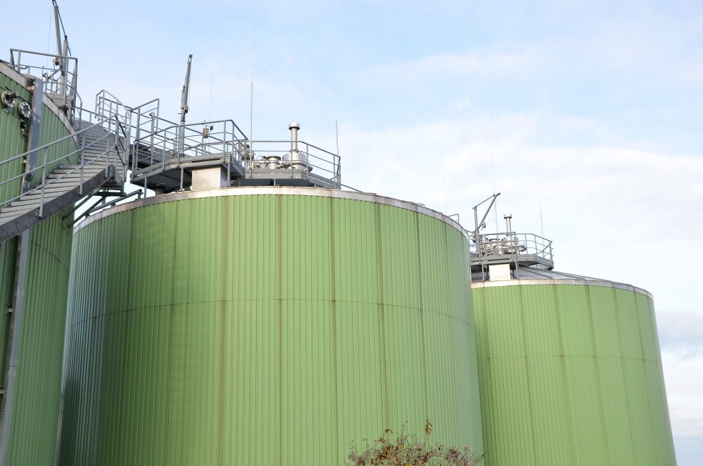 Como funciona a produção de biogás para o agronegócio e suas vantagens