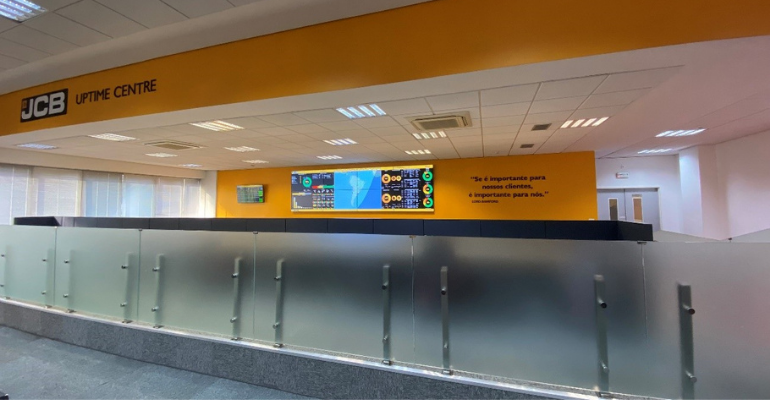 JCB LiveLink garante controle na palma da mão e suporte em toda a América Latina