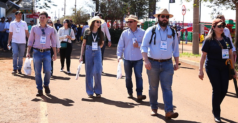 Vitrine de negócios e sucesso das atrações para visitantes na Agrishow 2023