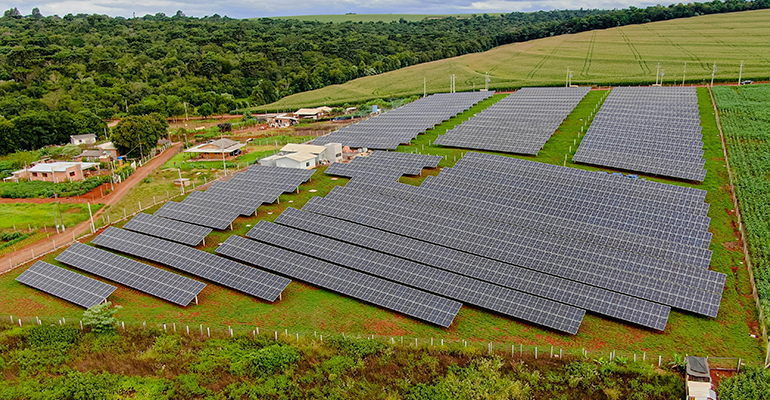 Entenda porque a geração de energia solar não para de crescer no Brasil