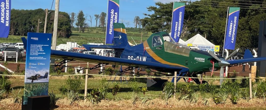 Trazendo modernidade ao campo, aviação agrícola é sensação na Agrishow 2025