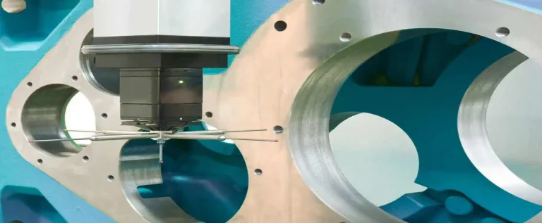 máquina usada para medição de peças de grande porte na indústria