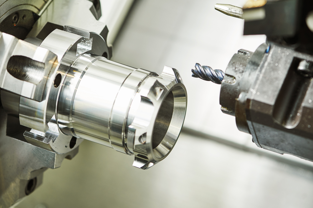 Torneamento avançado de peças com geometrias complexas