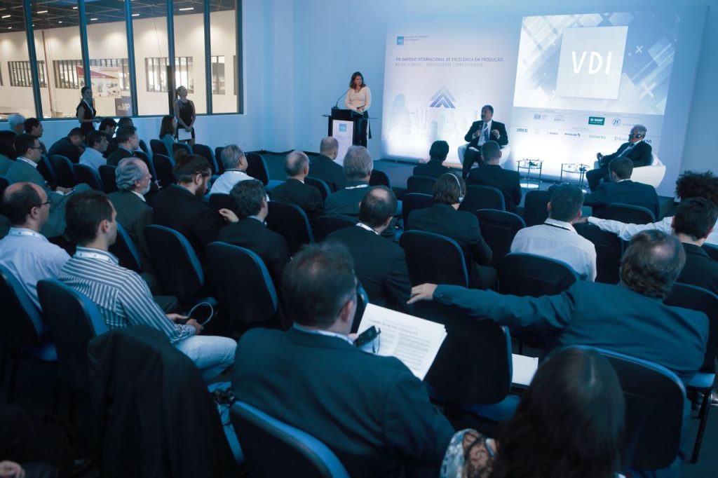 Simpósio discute e apresenta casos reais de aplicação de Big Data na indústria