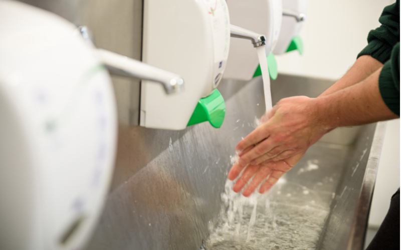 Conscientização de funcionários: reforço na comunicação interna para prevenir doenças