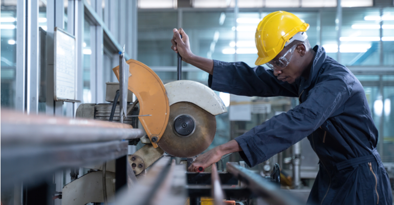 Gargalos da produção industrial: quais são e como resolvê-los?