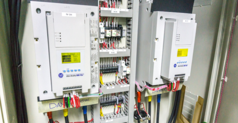 Importância do inversor de frequência e soft starter na indústria