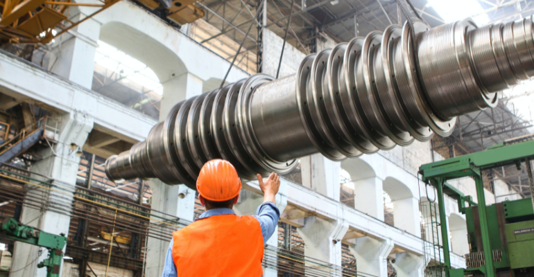 Indústria brasileira apresenta crescimento na produção e em empregos