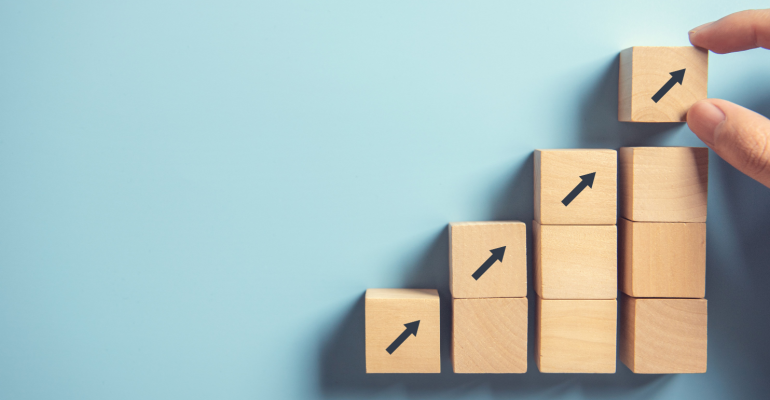 Quais os desafios e benefícios de começar a transformação digital na pequena indústria?