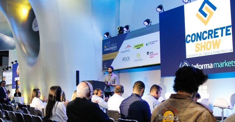 Primeiro dia do congresso Construindo Conhecimento