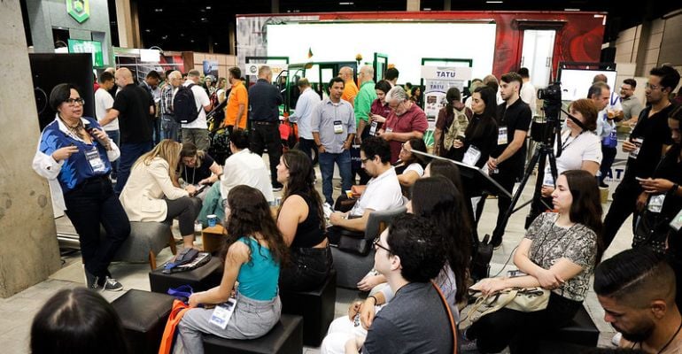 Inovações na Construção: Praça da Alvenaria Industrializada no Concrete Show 2024