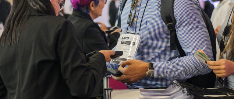 Leadster+ By Informa: como alcançar visitantes qualificados que não passaram pelo seu estande?