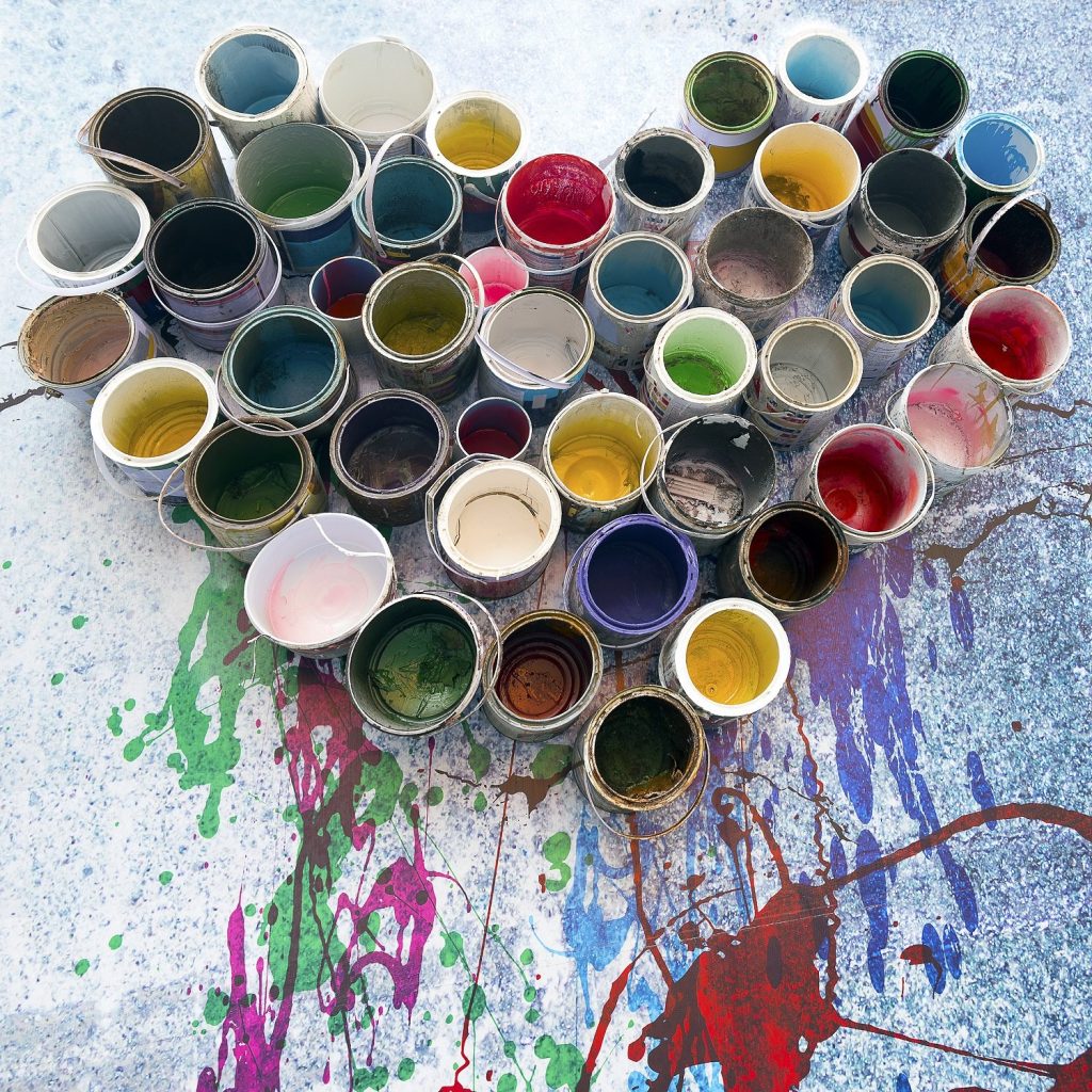 Aplicando o descarte correto de materiais como parte da rotina de produção