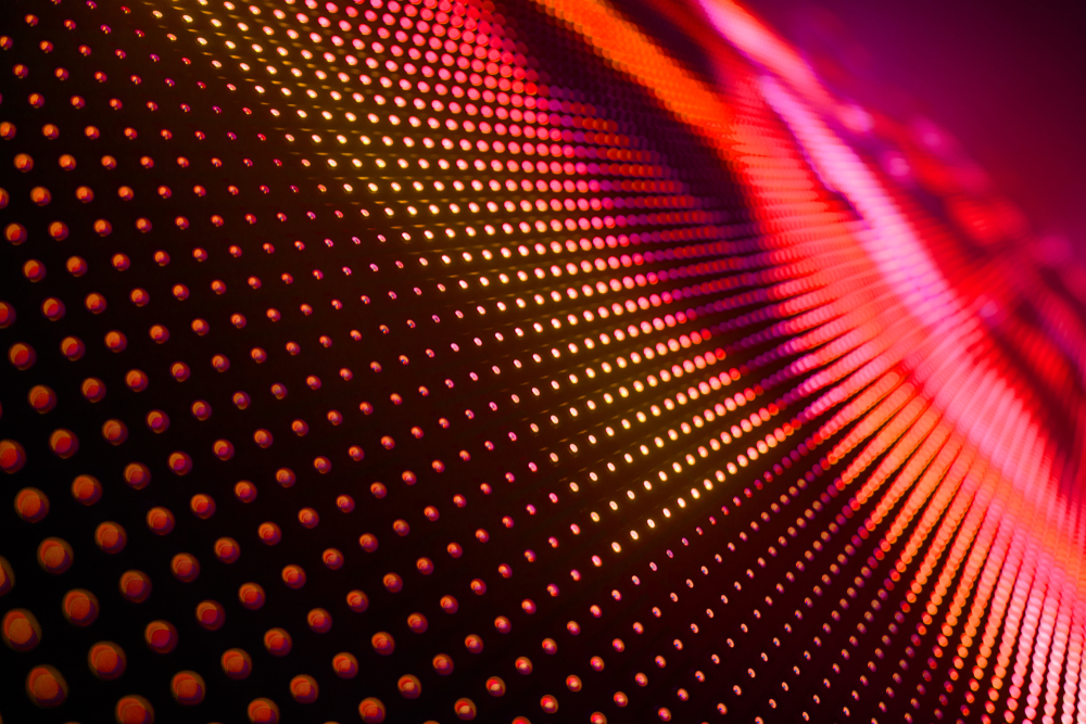 Como o LED pode te ajudar na comunicação visual com seu cliente