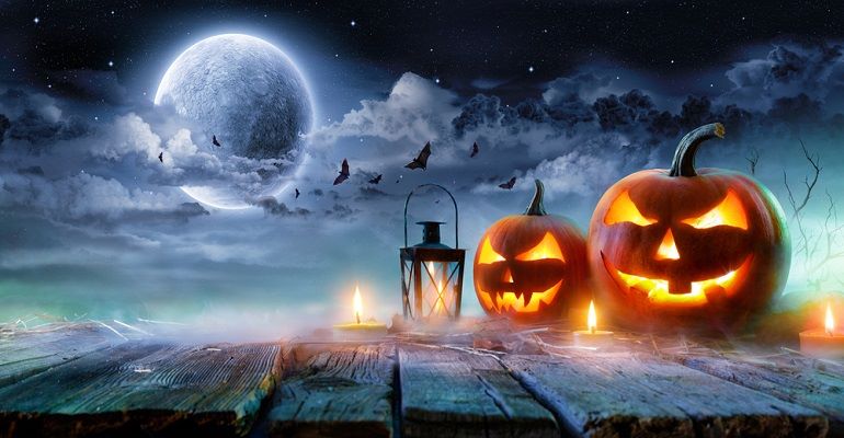 Decoração de Halloween 2023: o dia das bruxas também é tendência no Brasil?