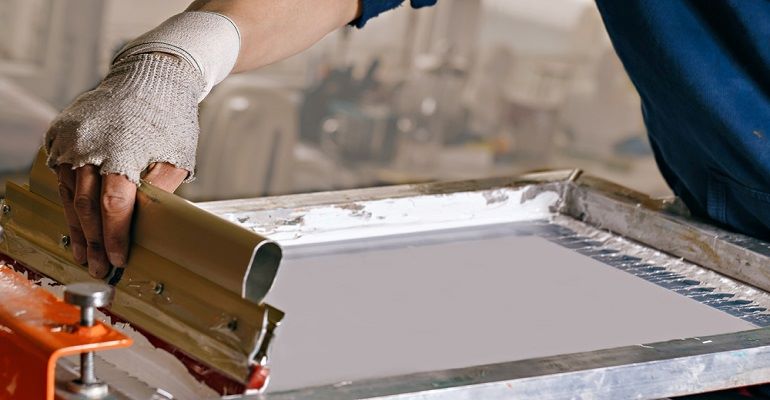 How to clean and take care of your screen printing screens