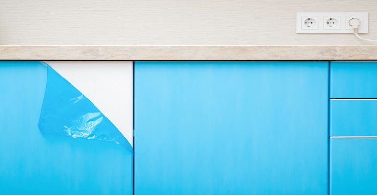 Adesivação profissional de móveis e eletrodomésticos: saiba como expandir seu negócio