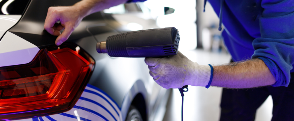Envelopamento automotivo: guia completo do processo à precificação