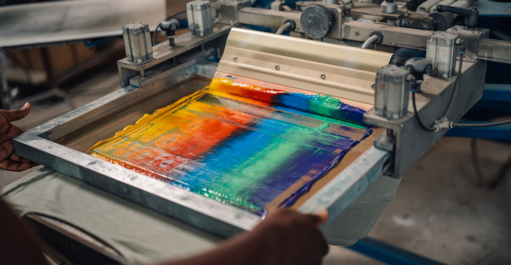 Como escolher o melhor berço de serigrafia para o seu negócio?