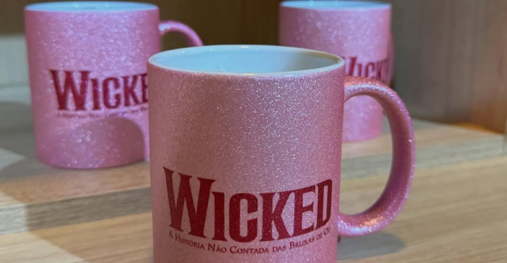 Como fazer caneca com glitter: guia criativo para empreendedores da personalização