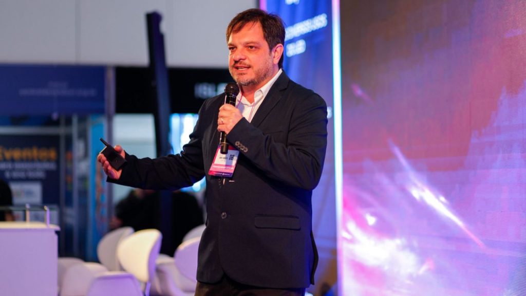 Fórum Digital Signage Trends 2026: os principais aprendizados sobre o futuro do LED