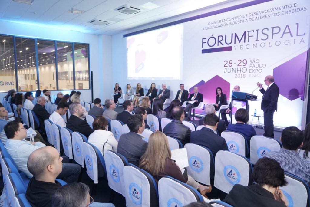 “Não adianta demonizar a indústria”