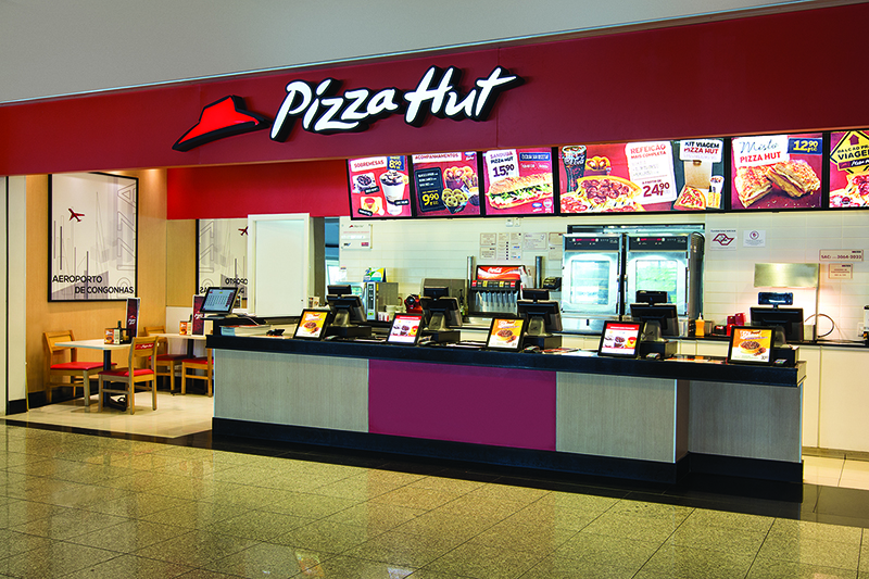 Pizza Hut aposta em contratação de mão-de-obra da melhor idade