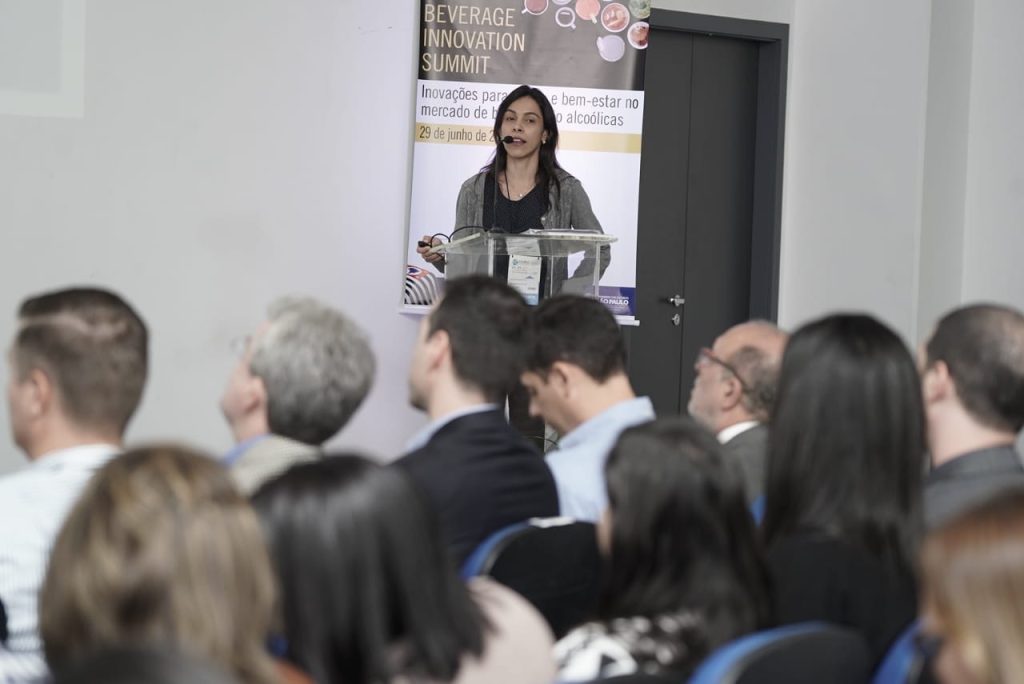 Coca-Cola discute perfil do novo consumidor e apresenta linha de bebidas vegetais