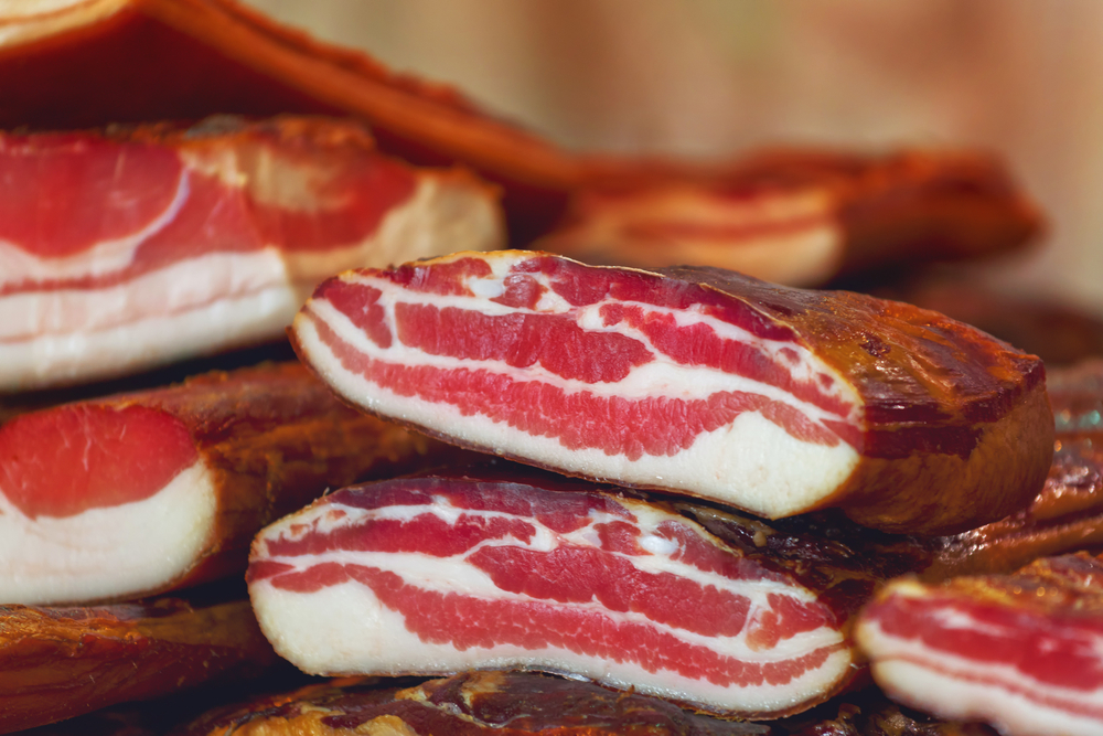 5 pontos que impactam a eficiência na desossa de carne suína