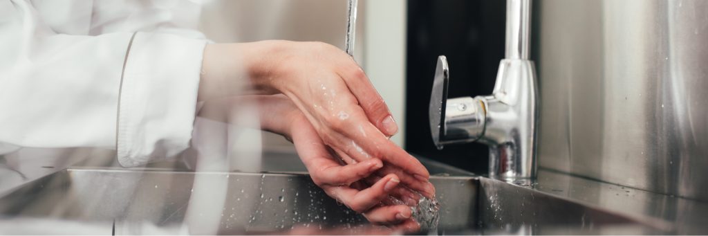 A antiga sabedoria das “mães” de lavar as mãos