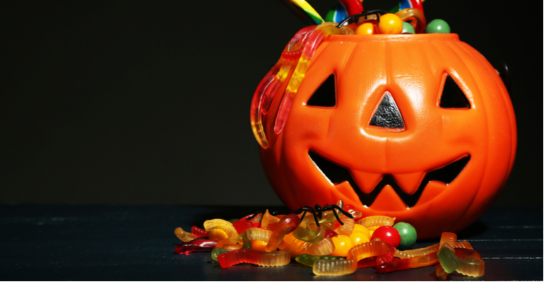 Halloween já tem espaço no mercado nacional e impulsiona setor de balas e gomas