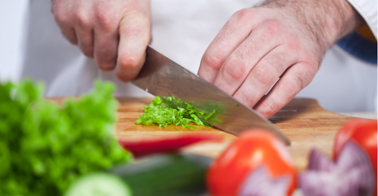 Veja como diminuir o desperdício em restaurantes com o reaproveitamento de alimentos