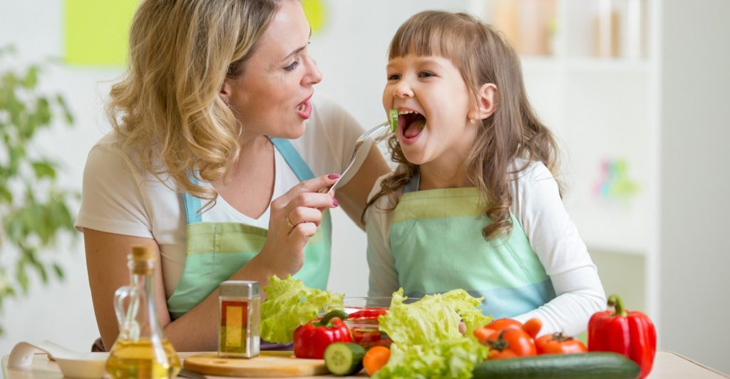 1 em cada 5 crianças e adolescentes do Reino Unido são veganos ou gostariam de ser