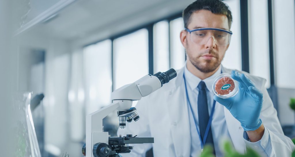 Carne cultivada: saiba tudo sobre a solução em proteína sem abate animal