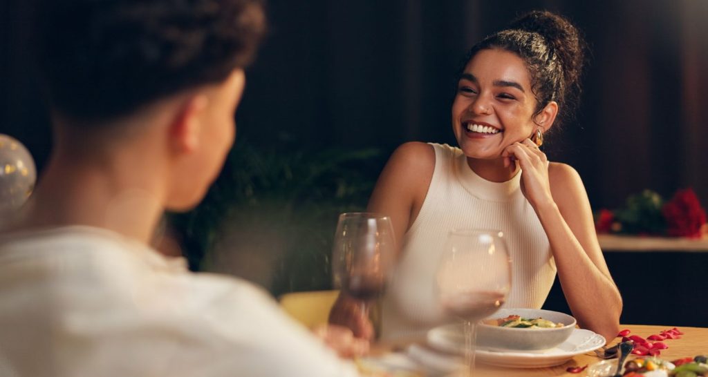 A importância da experiência do cliente no setor de food service: como criar ambientes e serviços que encantam e fidelizam os consumidores