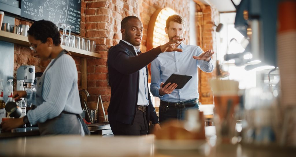 Abertura de novos estabelecimentos na alimentação fora do lar movimenta economia