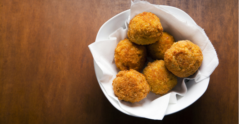Produção de almôndega de frango com teor reduzido de gordura utilizando farinha integral de milheto