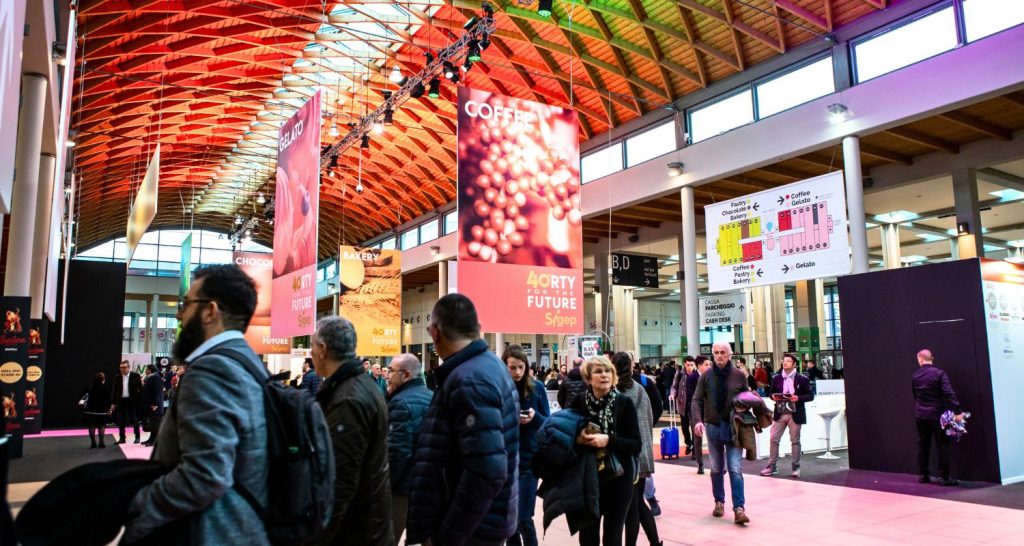 Feira na Itália aponta tendências de sorvetes e maquinários
