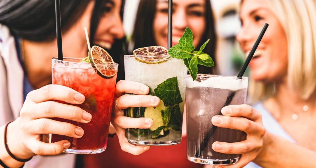 Bebidas não alcoólicas crescem até no carnaval com impulso da geração Z