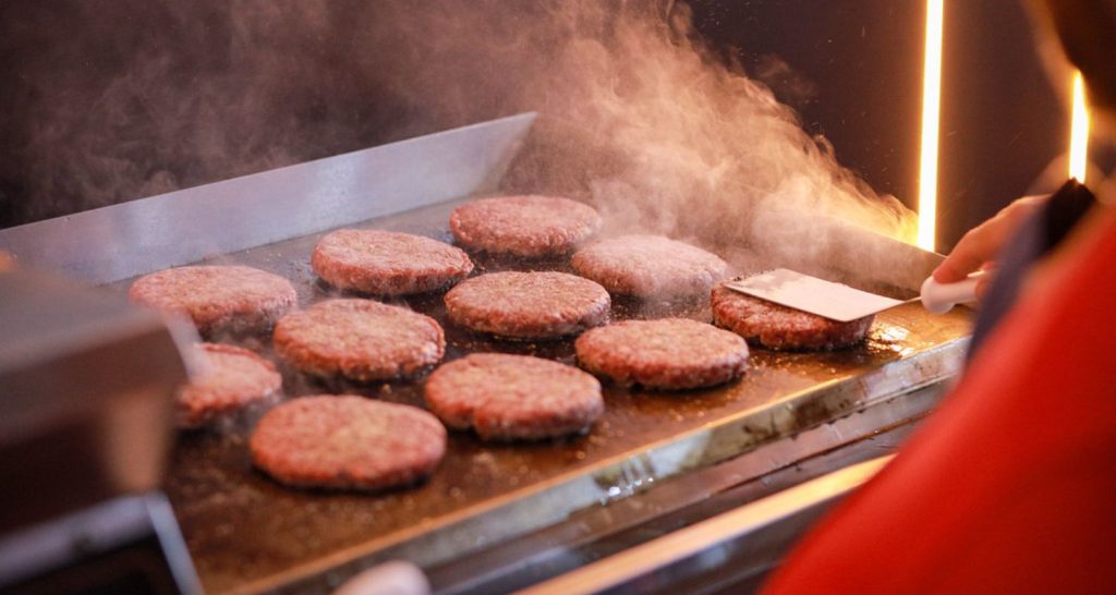 Dia do Hambúrguer: encontre tudo o que precisa para abrir sua hamburgueria na Fispal Food Service