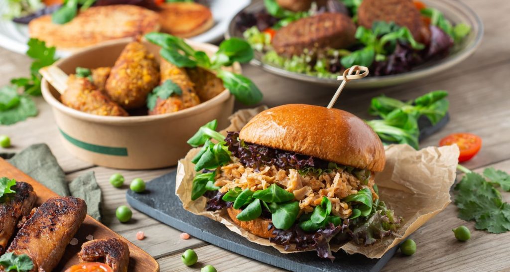 Mercado vegano ganha força e já impacta decisões em restaurantes e hotéis