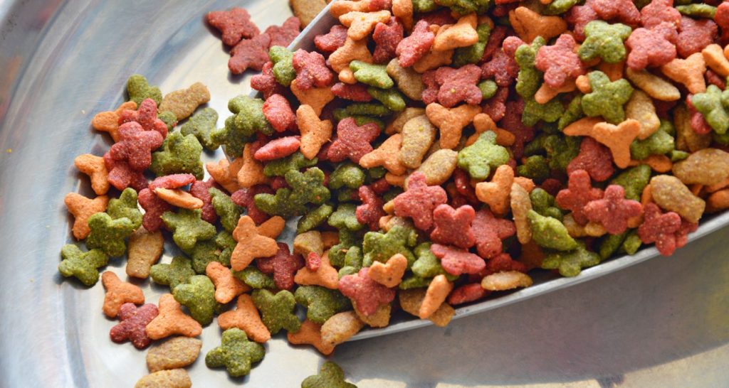 Soluções logísticas, automação e higienização impulsionam setor de Pet Food