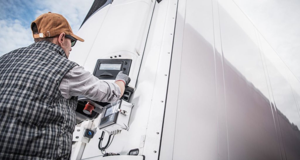 Desvendando a cadeia de frio: insights de especialistas sobre transporte refrigerado