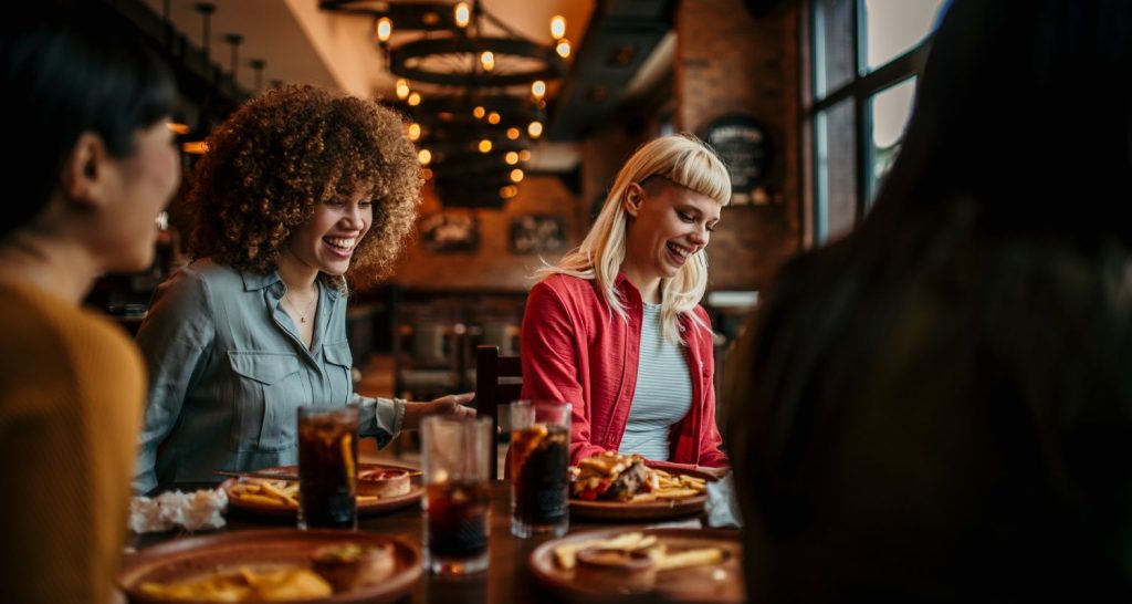 Do público certo à operação eficiente: o caminho para lucrar mais no food service