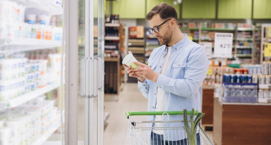 Esta imagem explora a interseção entre a tecnologia digital, o setor de serviços e o estilo de vida saudável, demonstrando como a inovação molda as experiências modernas.