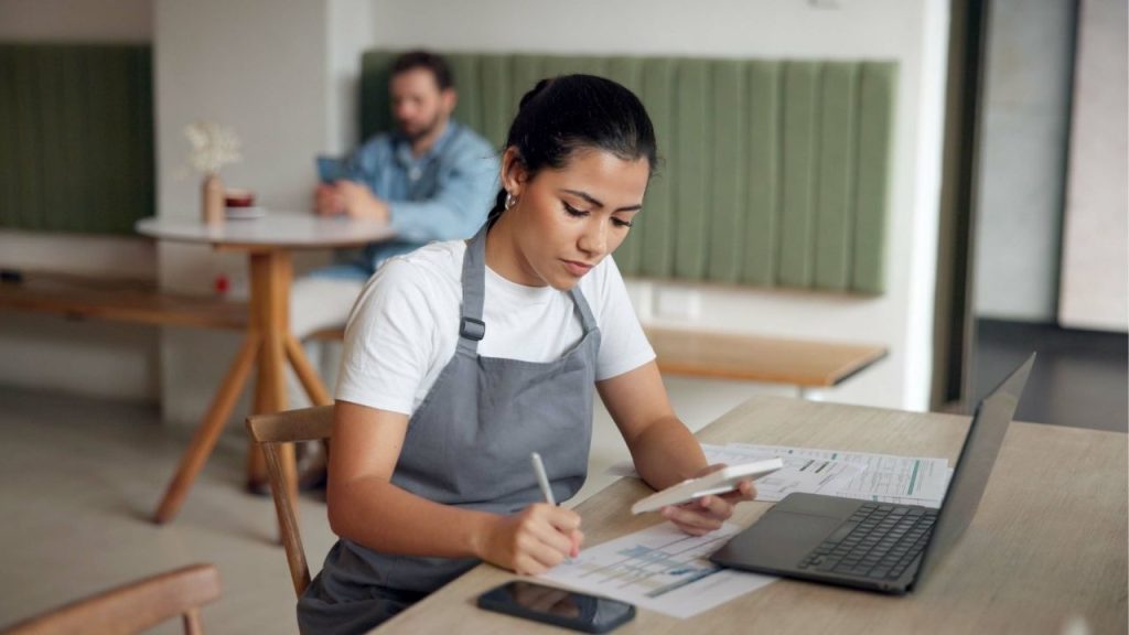 Reforma Tributária: Impactos no food service e a necessidade de adaptação imediata