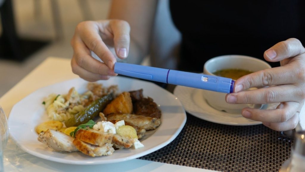 Canetas emagrecedoras e food service: por que 2026 será o ano do cardápio fracionado?