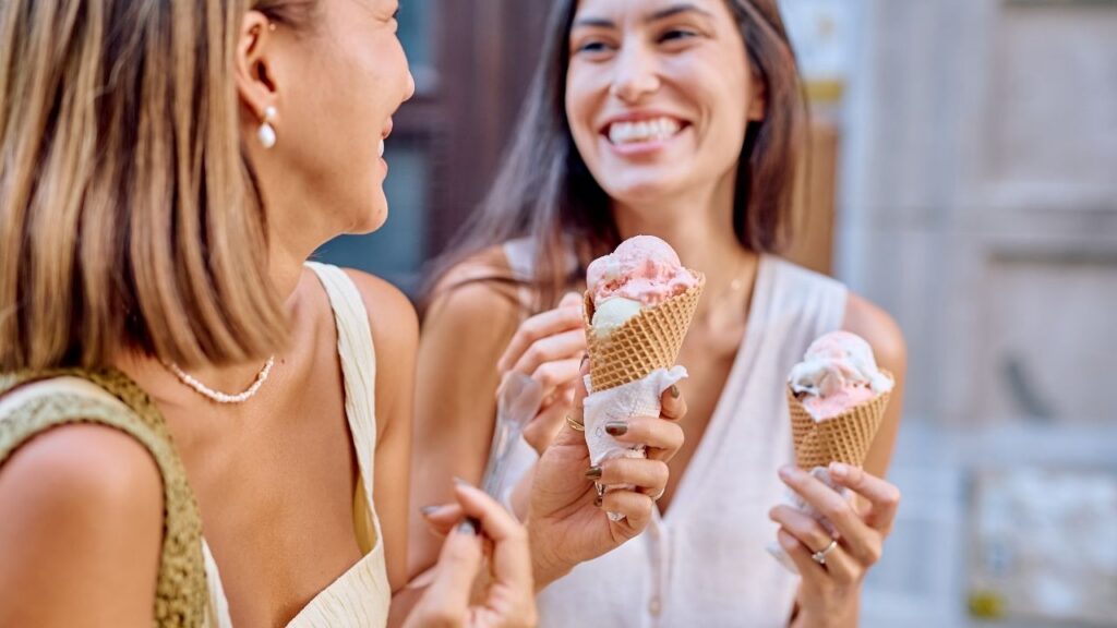 Brasileiro consome 13% mais sorvete e prioriza experiência e qualidade, aponta pesquisa