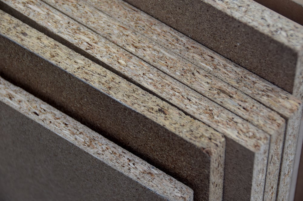 Compósito de PVC com pó de MDF pode ser usado na produção de móveis para áreas externas; confira